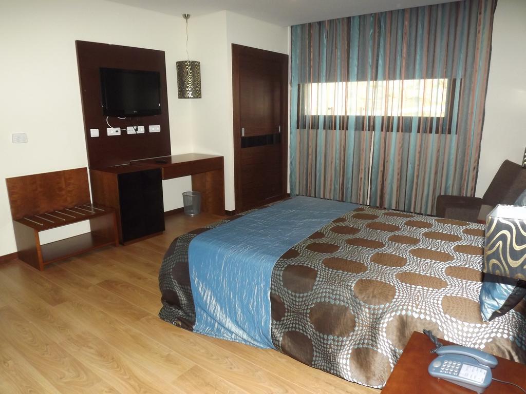 Hotel Do Vale Aguiar da Beira Εξωτερικό φωτογραφία