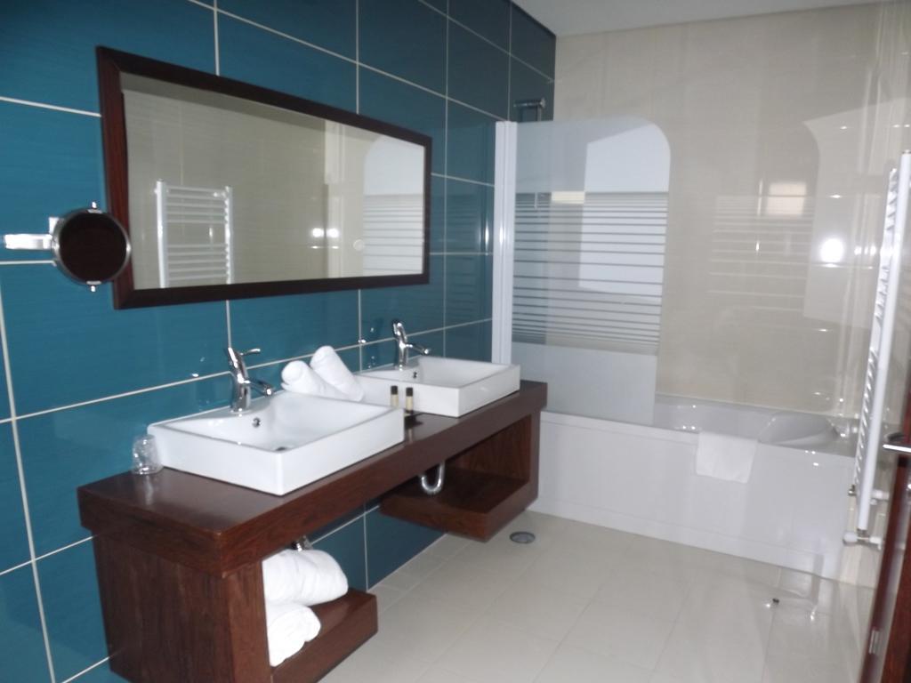 Hotel Do Vale Aguiar da Beira Εξωτερικό φωτογραφία