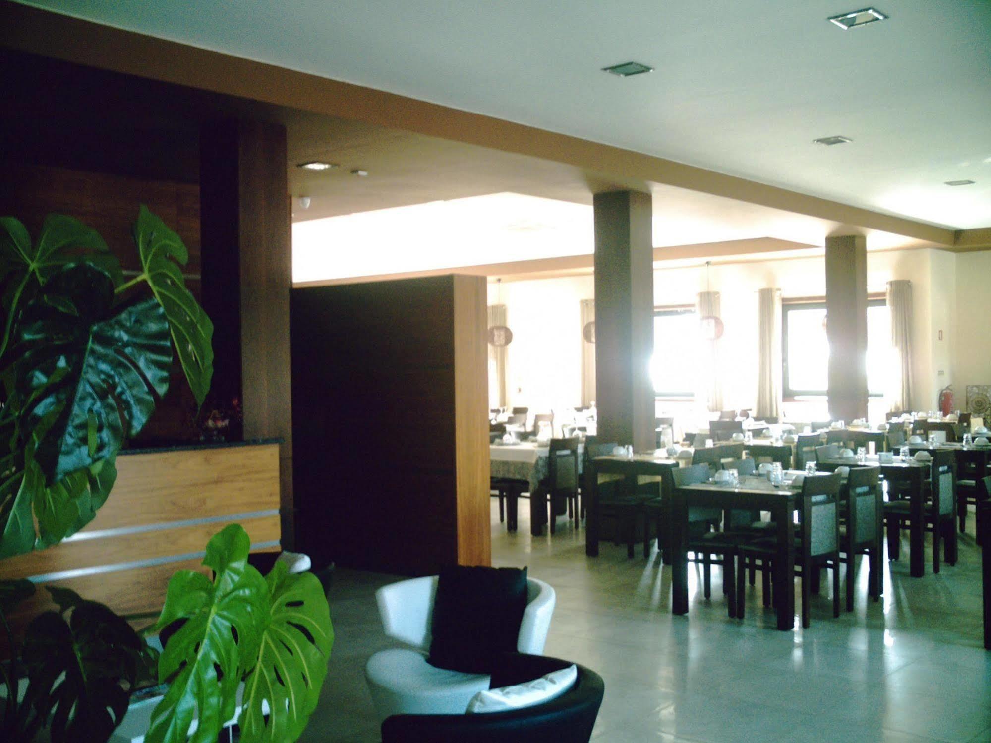 Hotel Do Vale Aguiar da Beira Εξωτερικό φωτογραφία